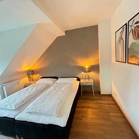 Lori Mönchengladbach