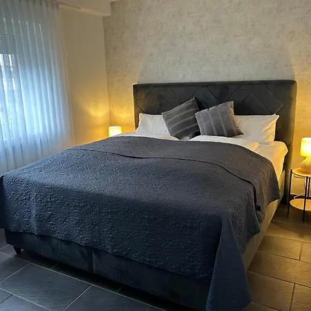 Lori Mönchengladbach