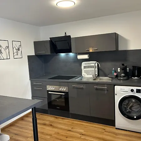 Lori Apartmán Mönchengladbach
